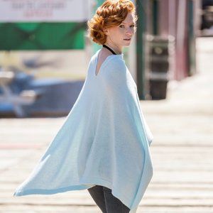 NWT Carol & Co Roma Travel Poncho CASHMERE-BLEND in Indigo color